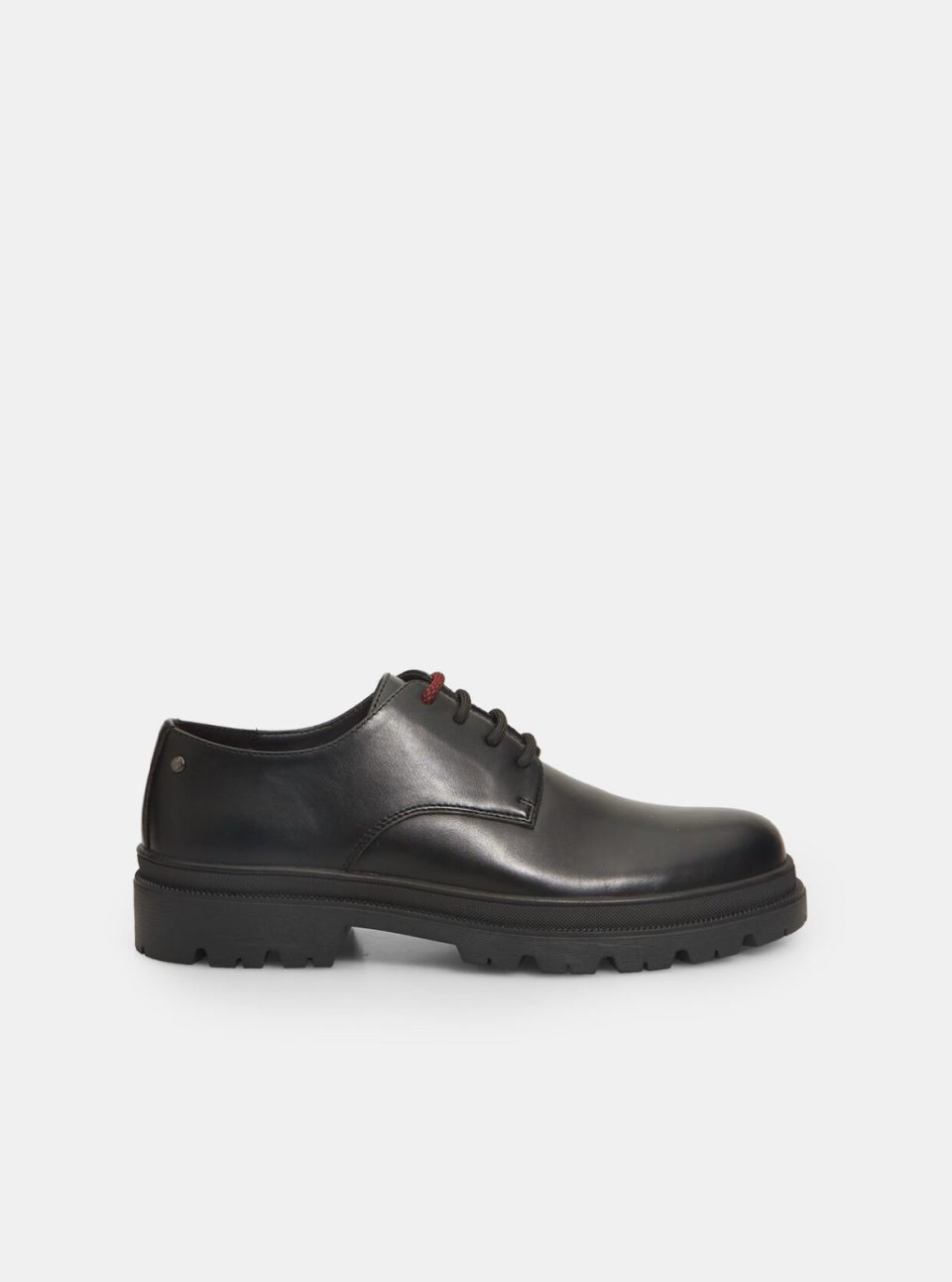 Машки чевли BATA RED LABEL