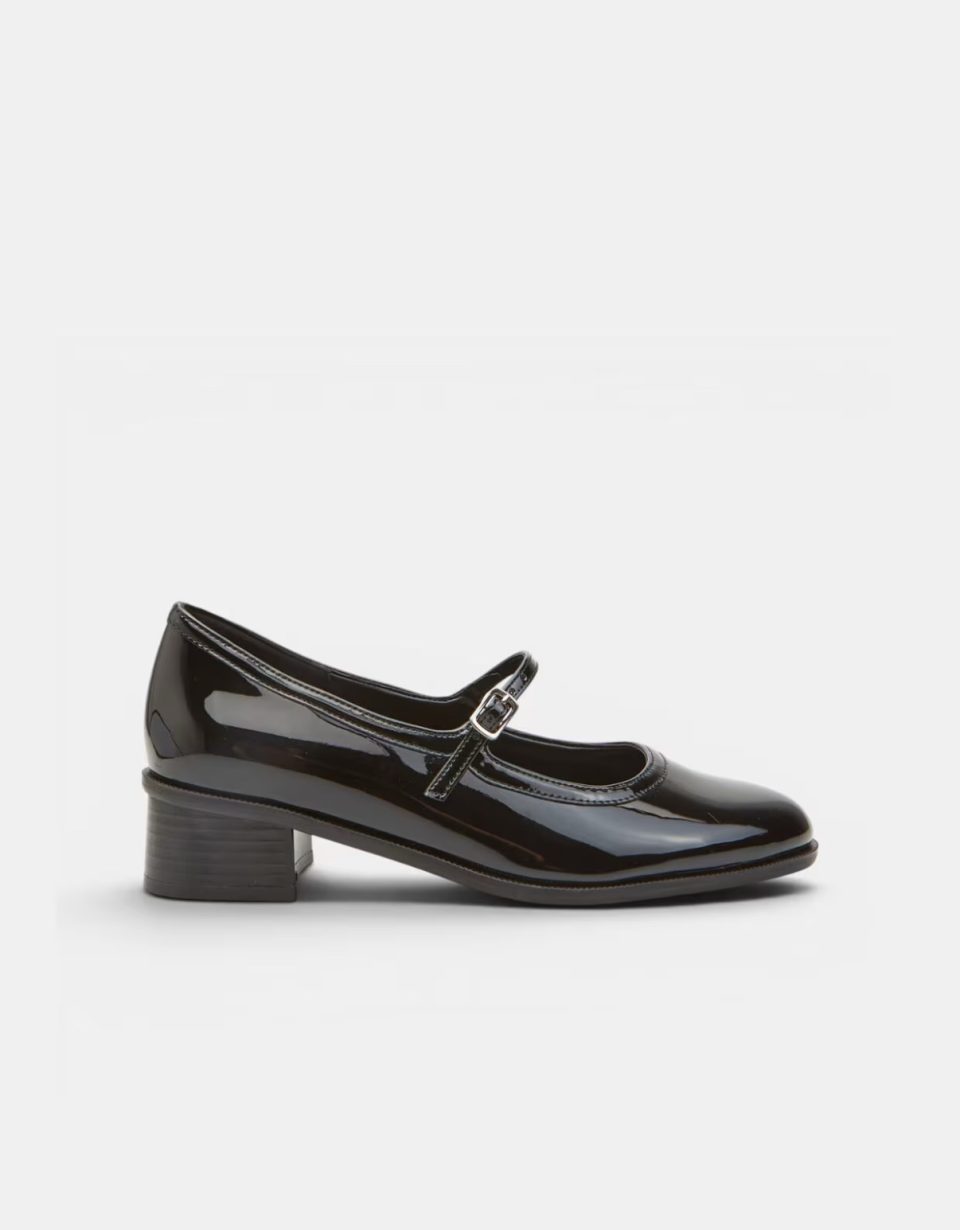 Женски чевли Bata